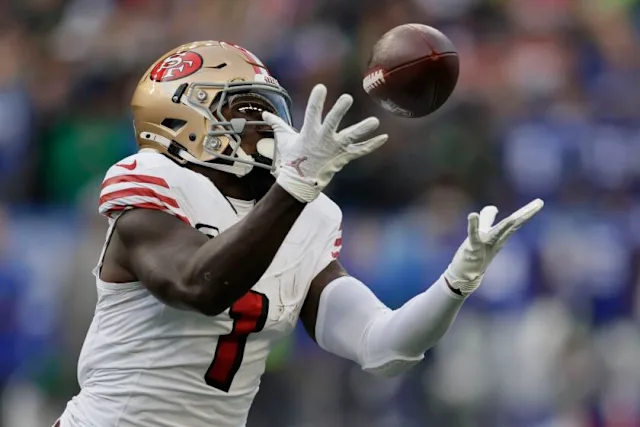 Deebo Samuel frustrated about 'not getting the ball!' 49ers receiver wants it against Rams - Yahoo Sports